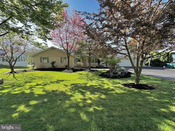 3564 SOUTHWOOD DRIVE , EASTON, PA 18045