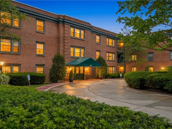 5825 5th Ave, Unit 314, Pittsburgh, PA 15232