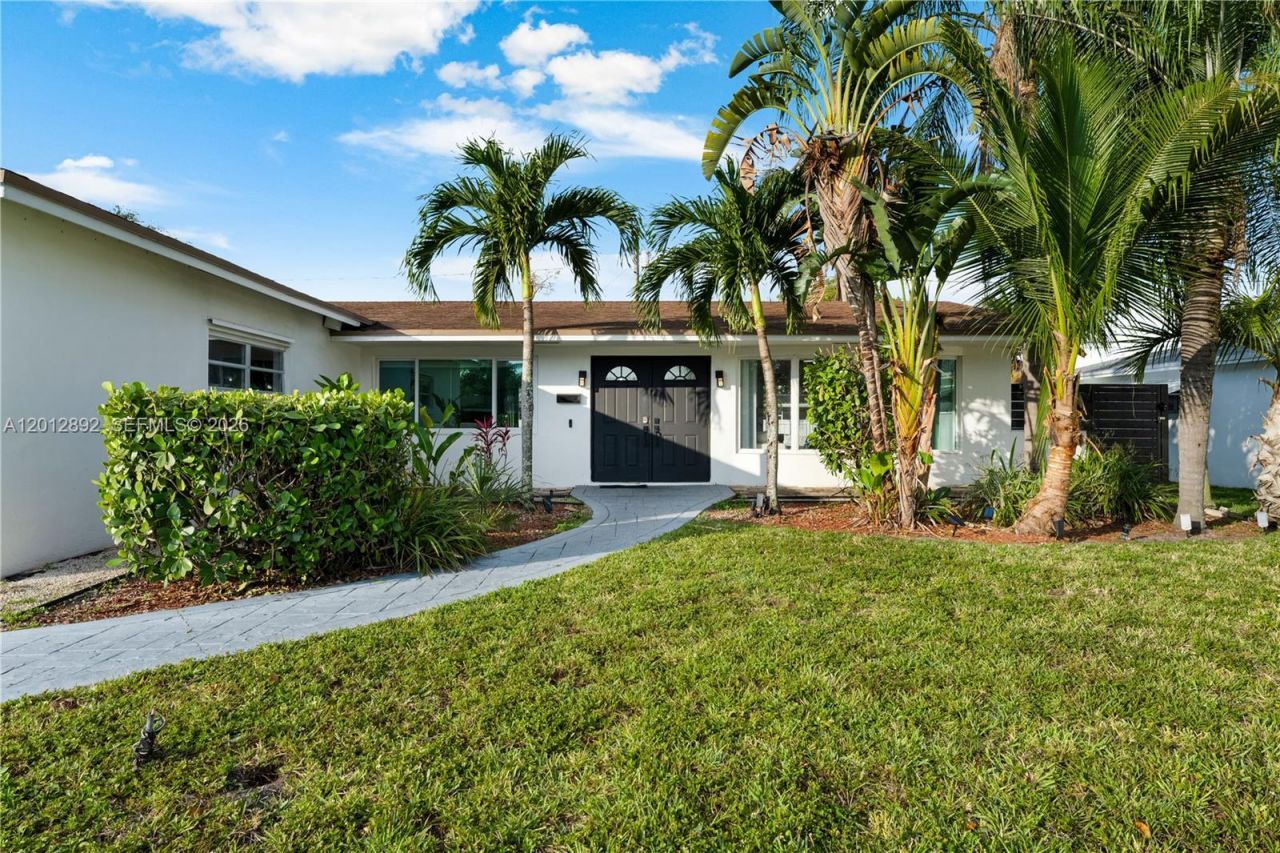 632 S Crescent Dr , Hollywood, FL 33021 Photo