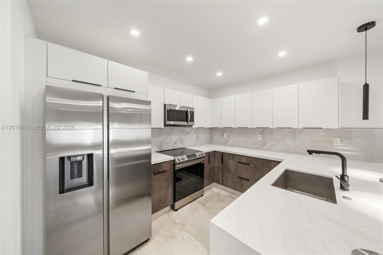 3431 - 3433 SW 16 Ter , Miami, FL 33145 Photo