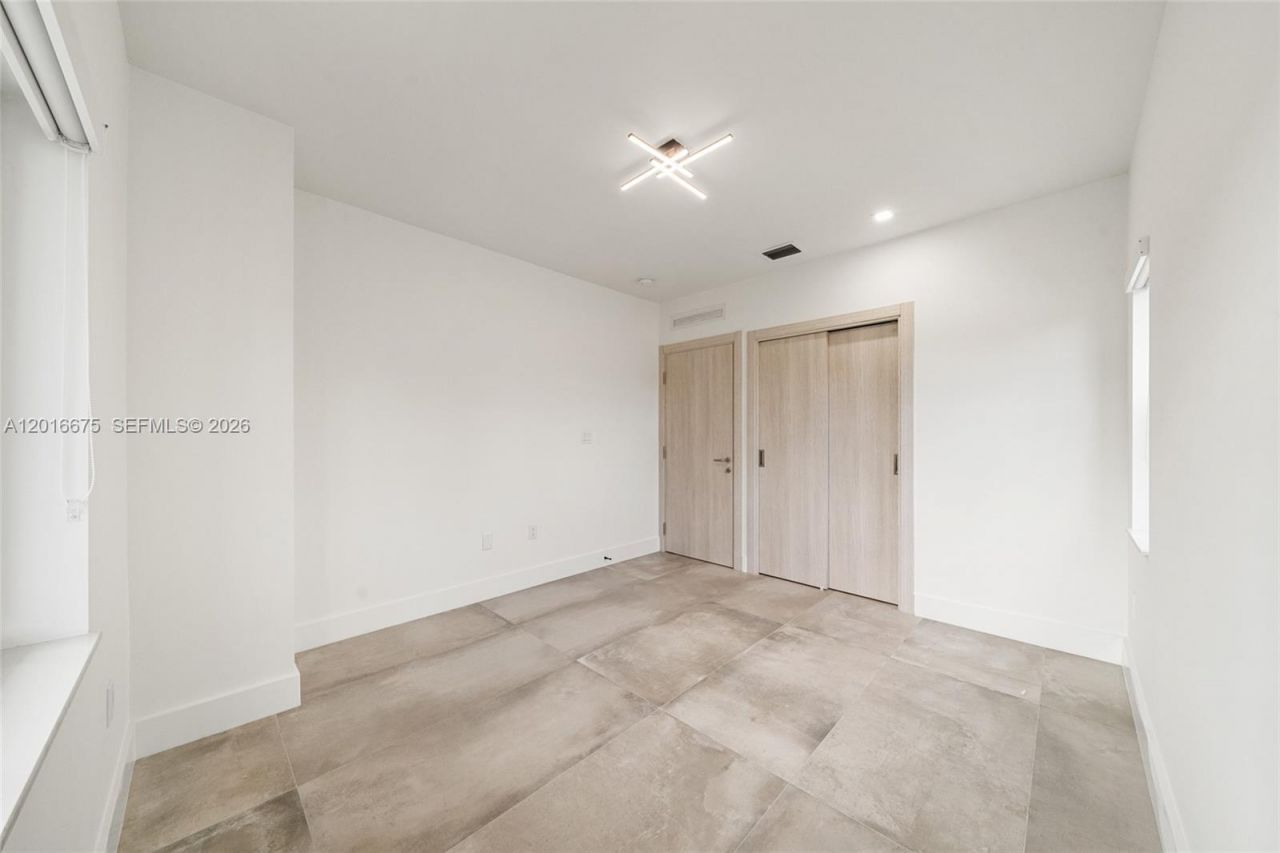 3431 - 3433 SW 16 Ter , Miami, FL 33145 Photo