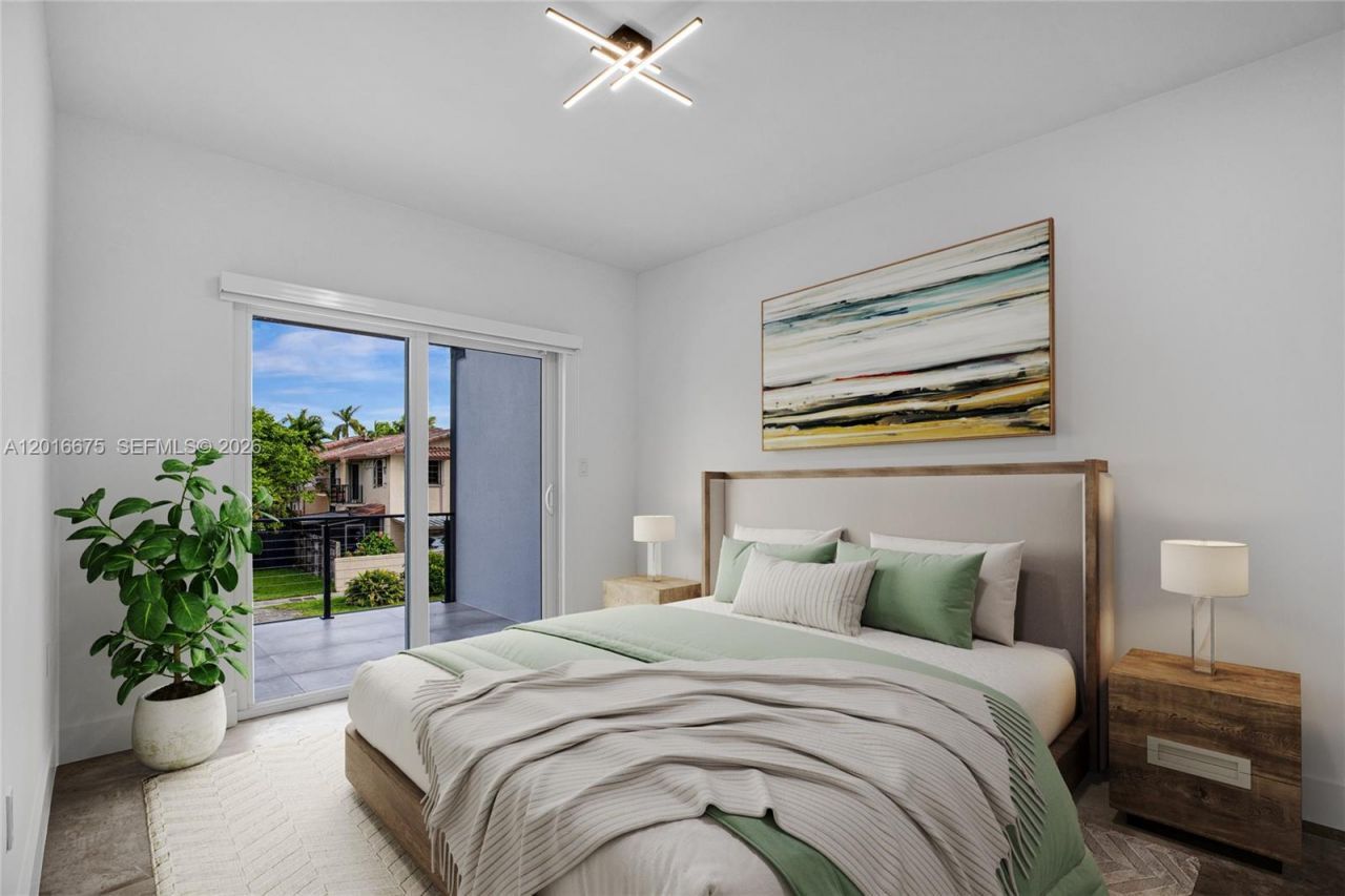 3431 - 3433 SW 16 Ter , Miami, FL 33145 Photo