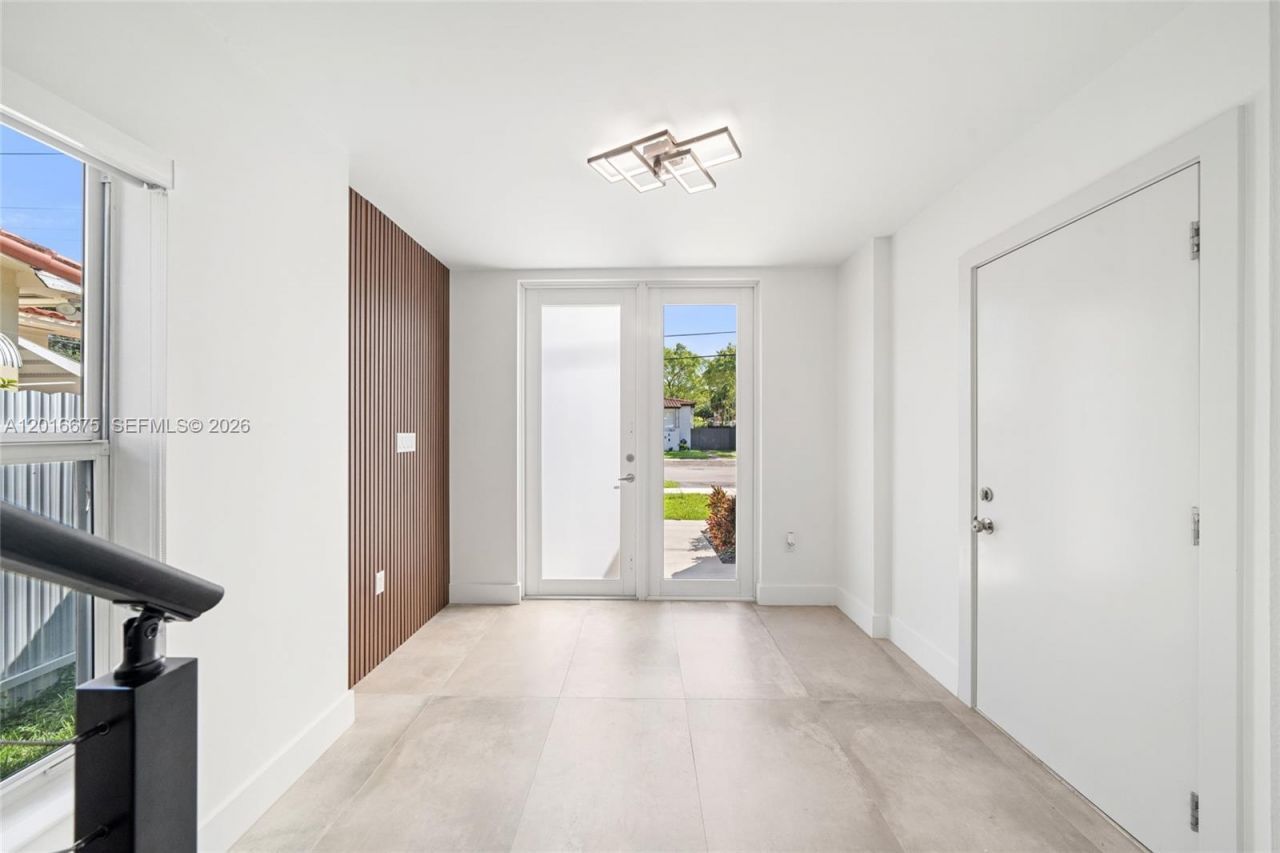 3431 - 3433 SW 16 Ter , Miami, FL 33145 Photo