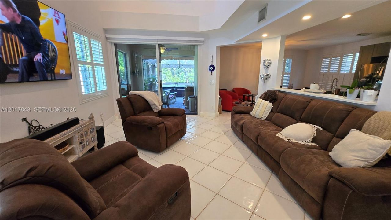 Please Call For Address, Dania Beach, FL 33004 Photo