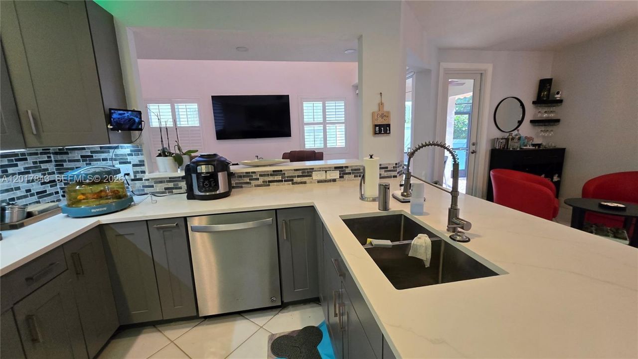 Please Call For Address, Dania Beach, FL 33004 Photo