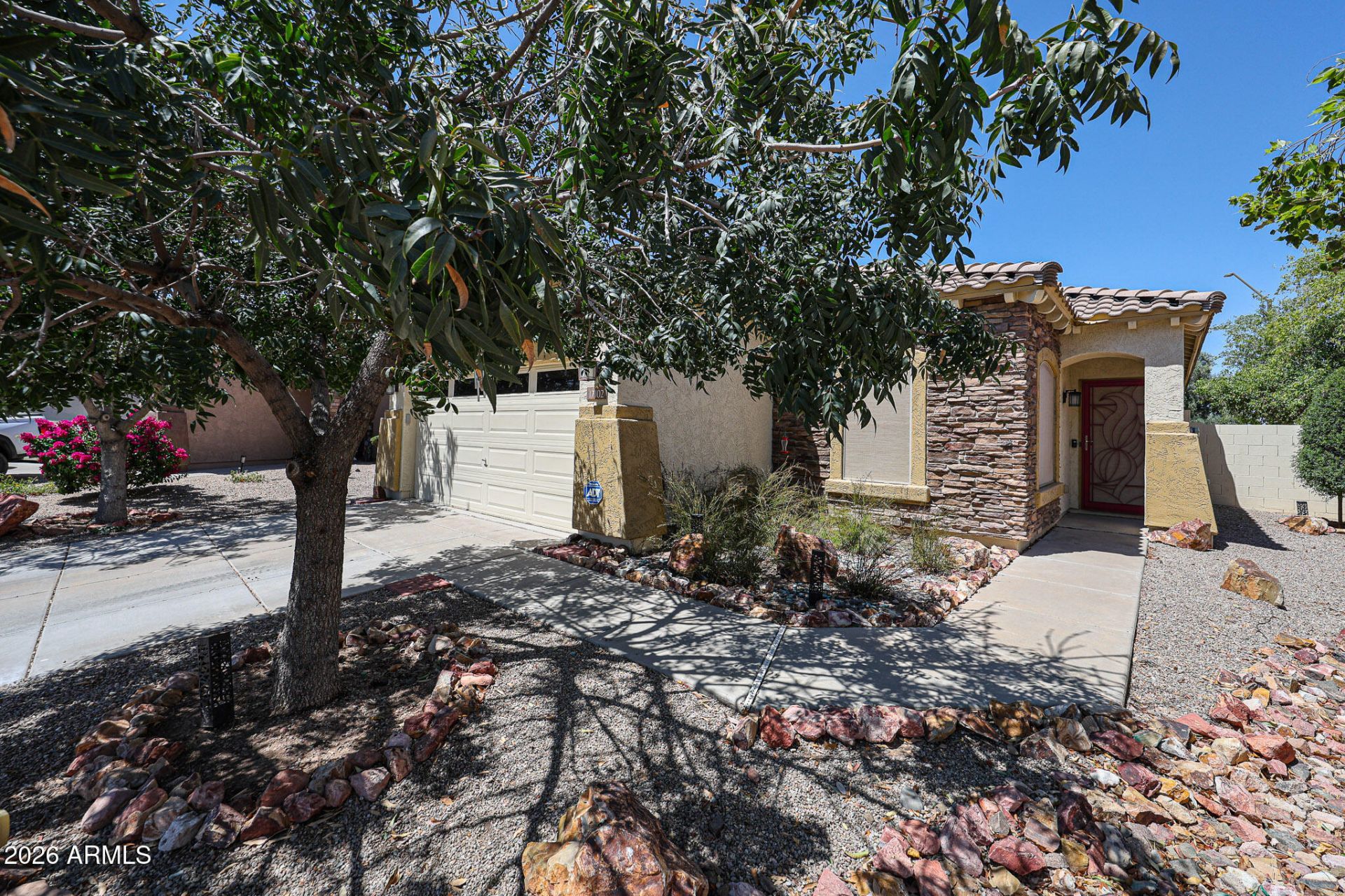 17102 W Saguaro Lane, Surprise, AZ 85388 Main Photo