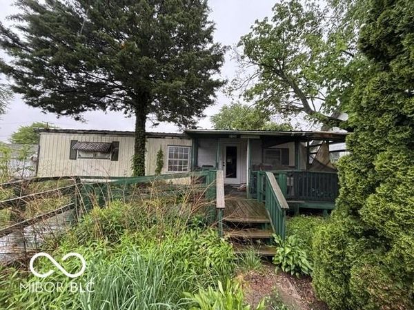 5125 Broadway Street , Coatesville, IN 46121
