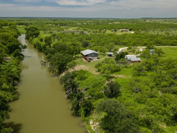 9259 TURKEY BARN LN, Menard, TX 76859