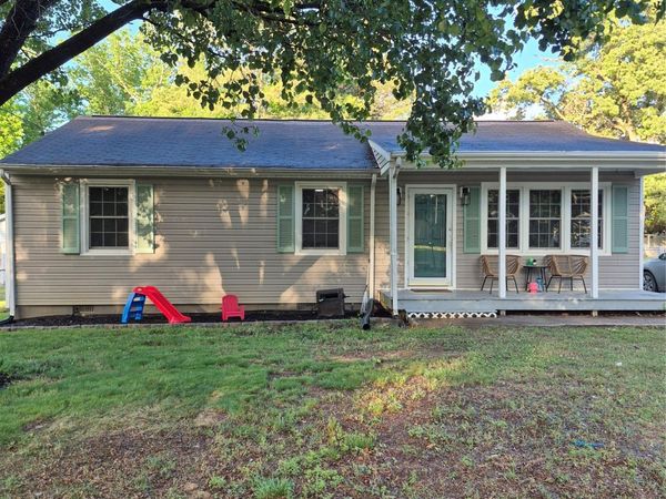14217 Central Avenue , Chester, VA 23836