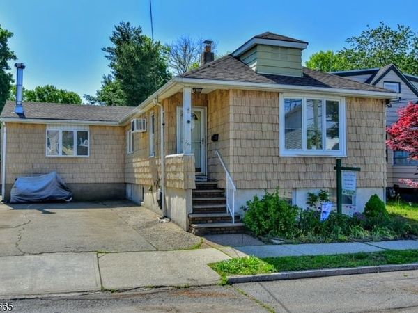 247 Grove St, Lodi, NJ 07644