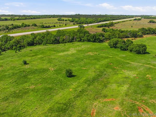 5131 W Lone Chimney Road, Glencoe, OK 74032