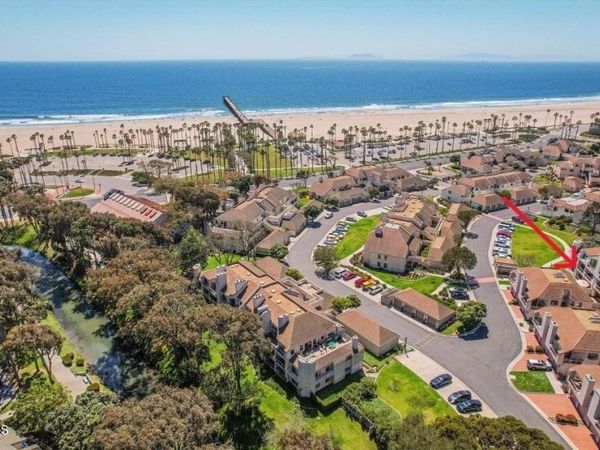 716 Island View Circle, Port Hueneme, CA 93041