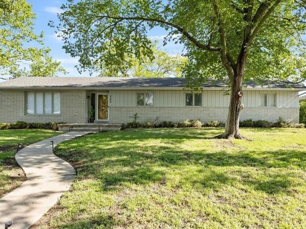 733 Fairway Lane, Fort Scott, KS 66701