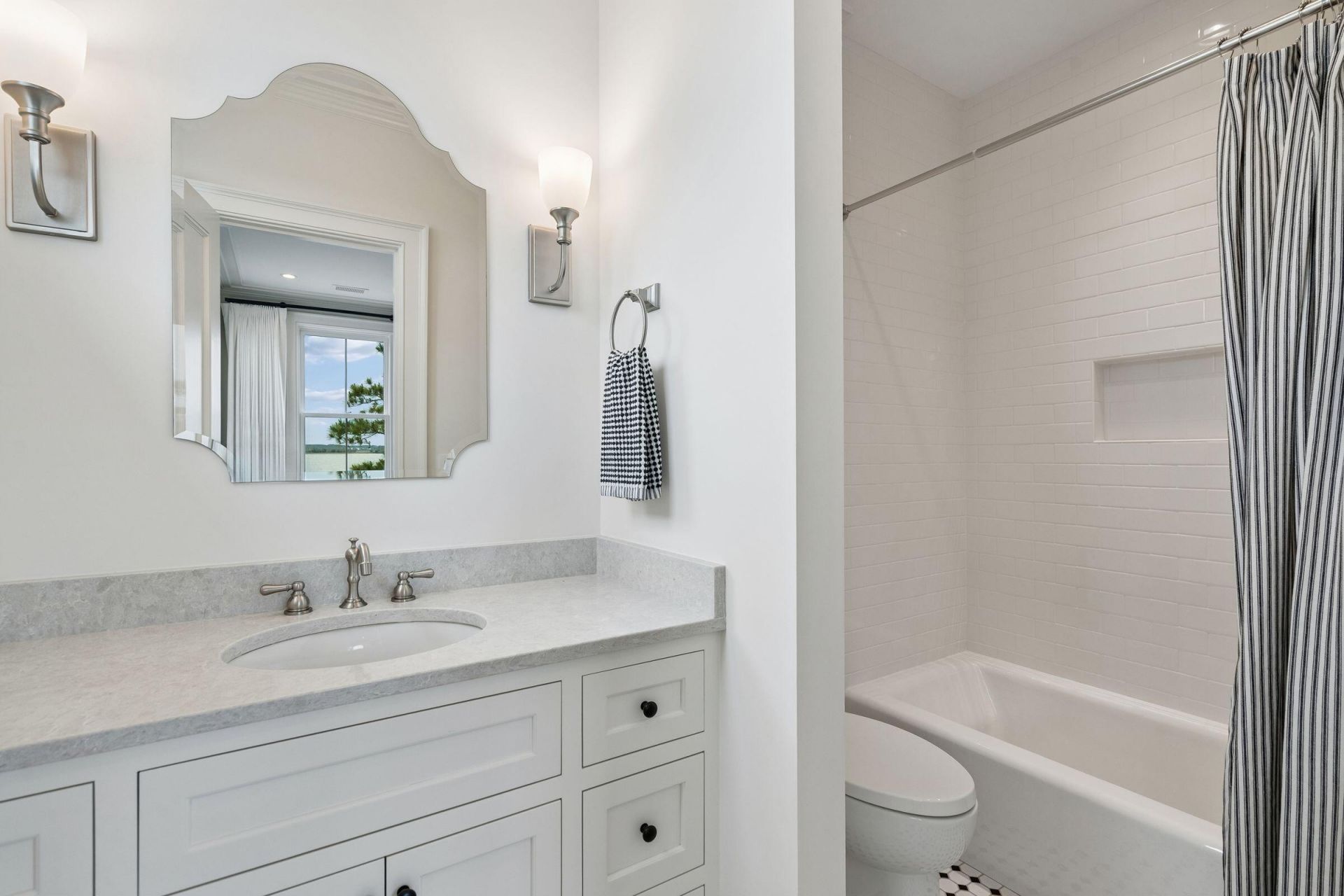 401 Wayfaring Point Photo 105