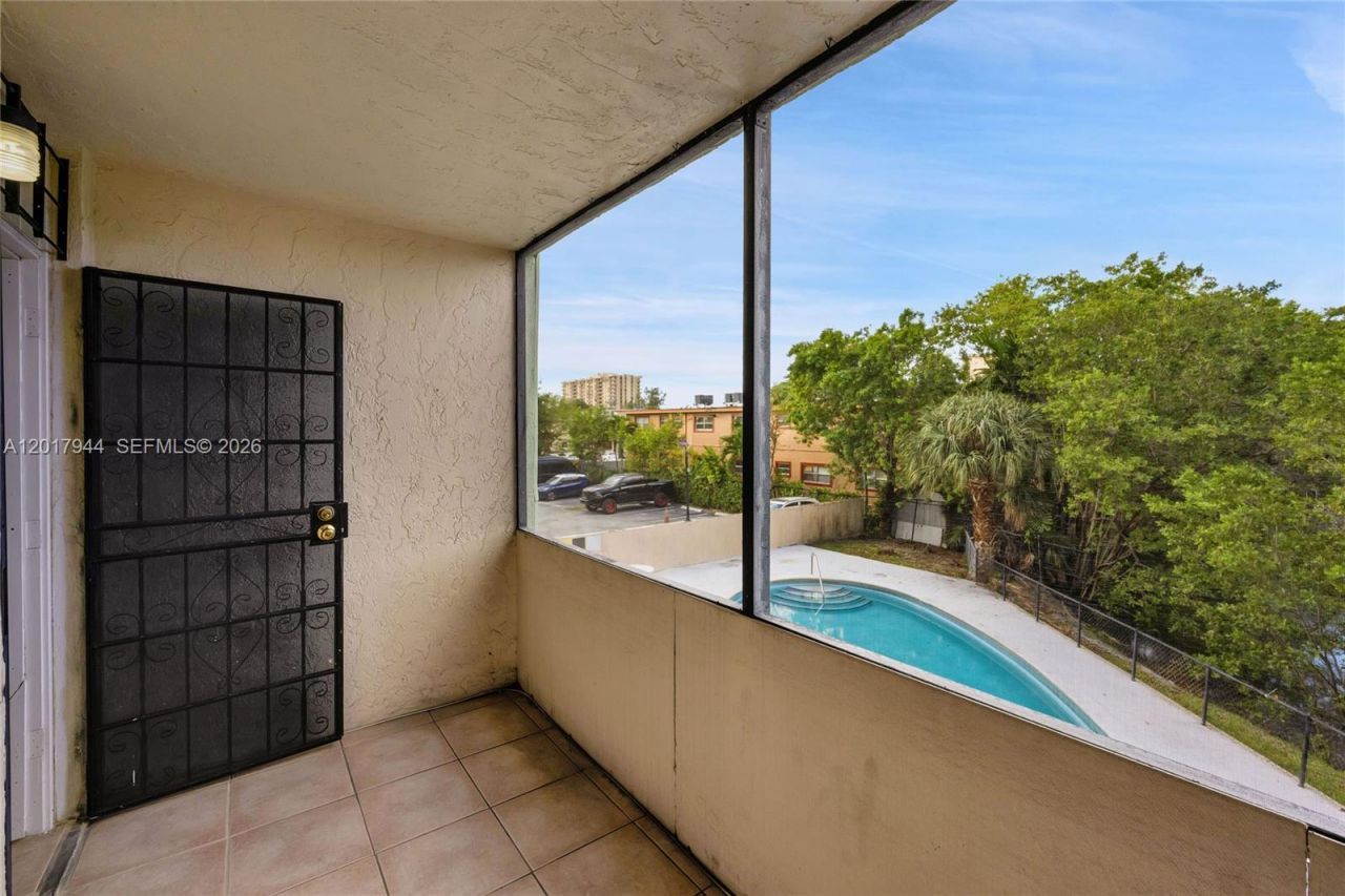 12590 NE 16th Ave, Unit 208, North Miami, FL 33161 Photo