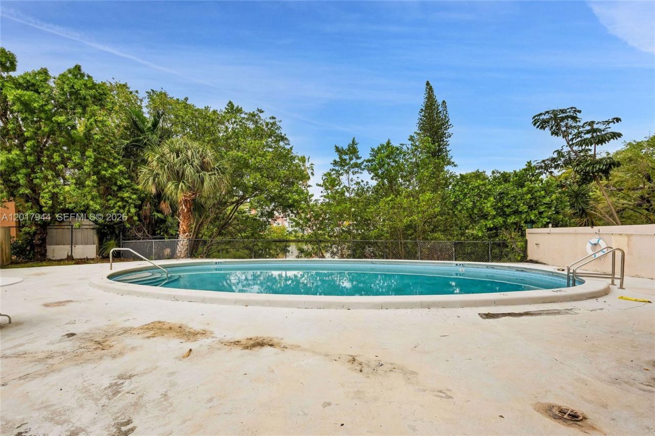12590 NE 16th Ave, Unit 208, North Miami, FL 33161 Photo