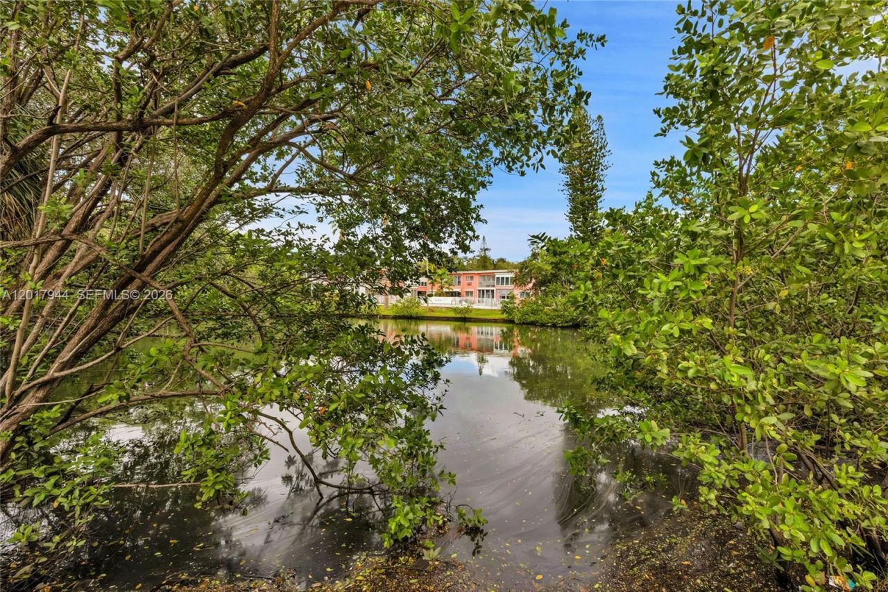 12590 NE 16th Ave, Unit 208, North Miami, FL 33161 Photo