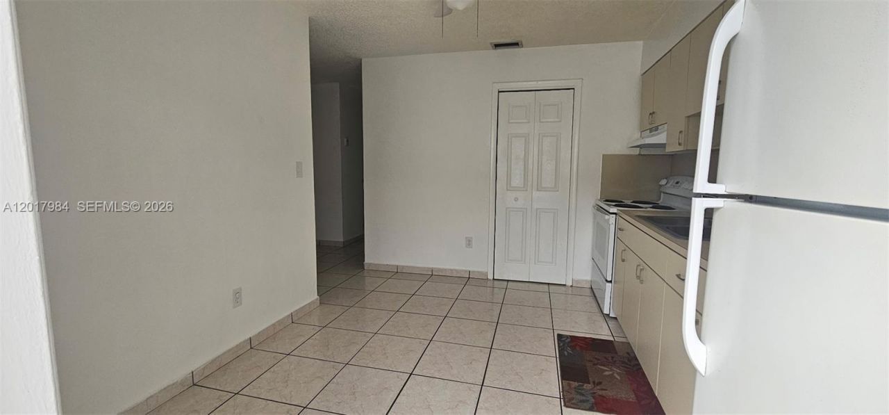 4776 E 10th Ave, Unit 4778, Hialeah, FL 33013 Photo