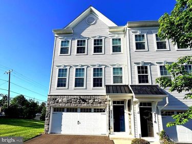 2313 MACIS CIRCLE, WARRINGTON, PA 18976