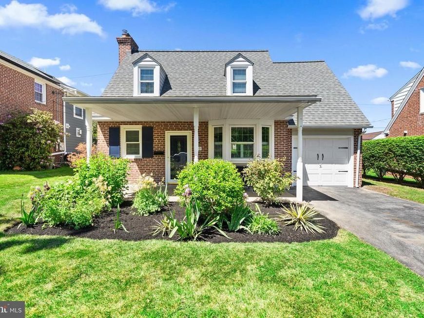 559 Willowbrook Road, Havertown, PA 19083 Main Photo