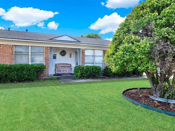 318 Hilltop Avenue, Unit A, Richardson, TX 75081