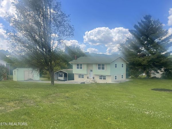 295 Forge Ridge Rd, Harrogate, TN 37752