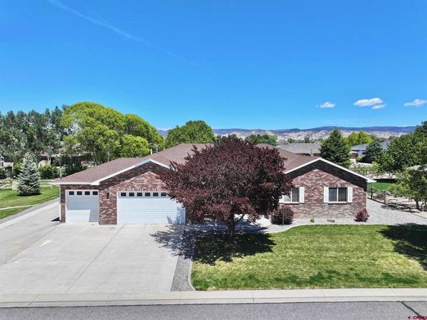 2917 Paintbrush Way, Montrose, CO 81401