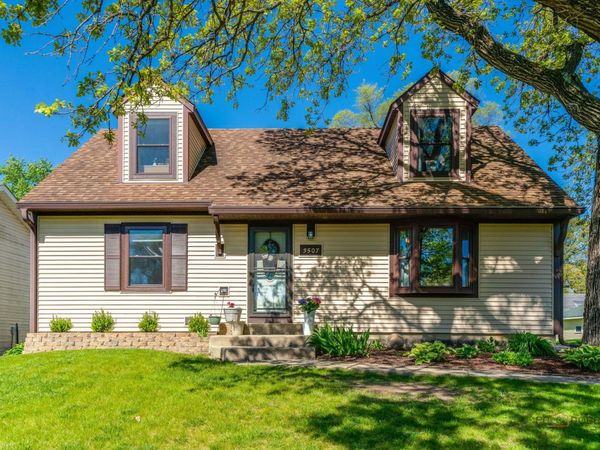 3507 Greenleaf Avenue , Island Lake, IL 60042