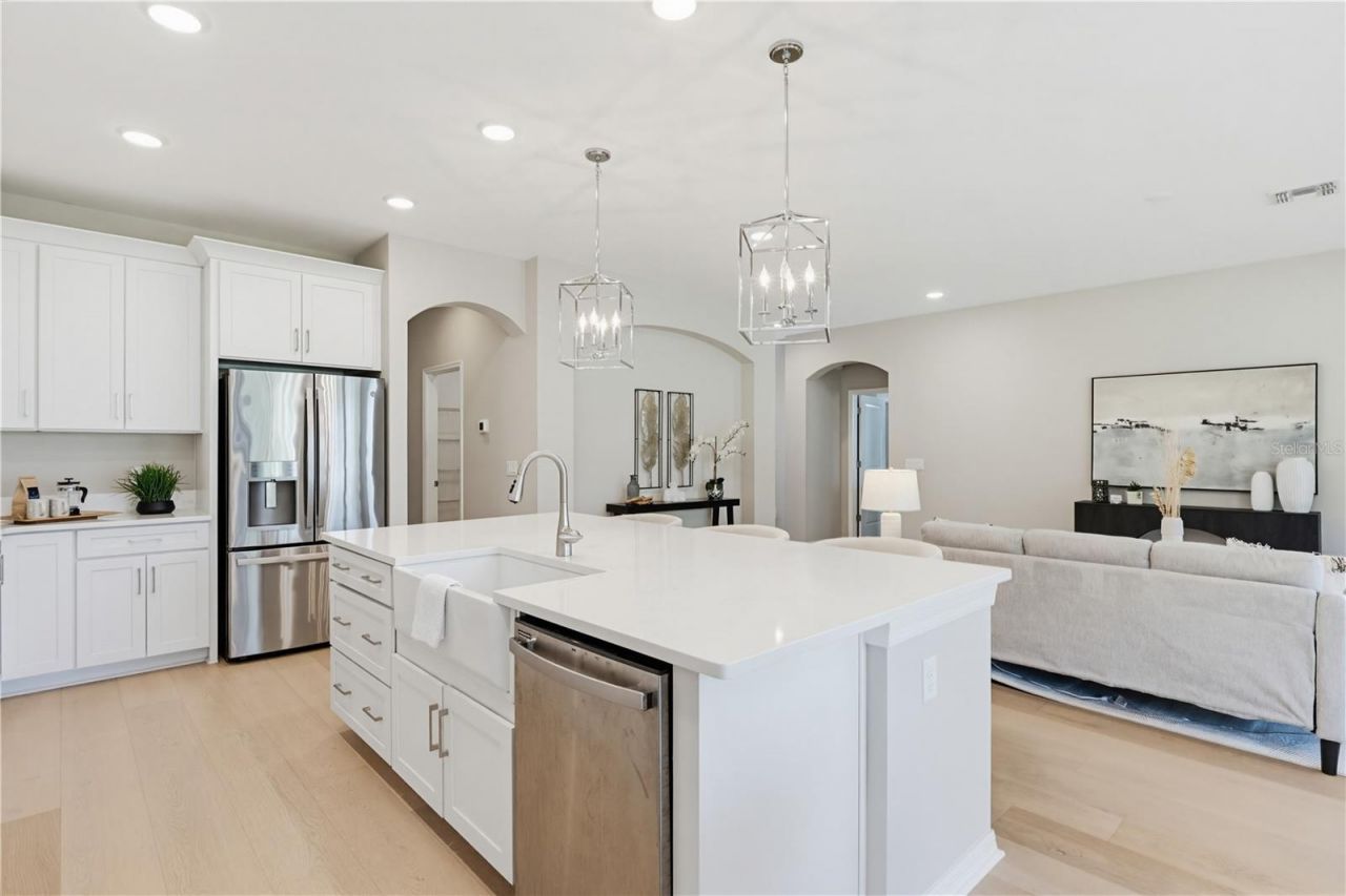 9608 Sorbonne Loop, Seffner, FL 33584 Photo