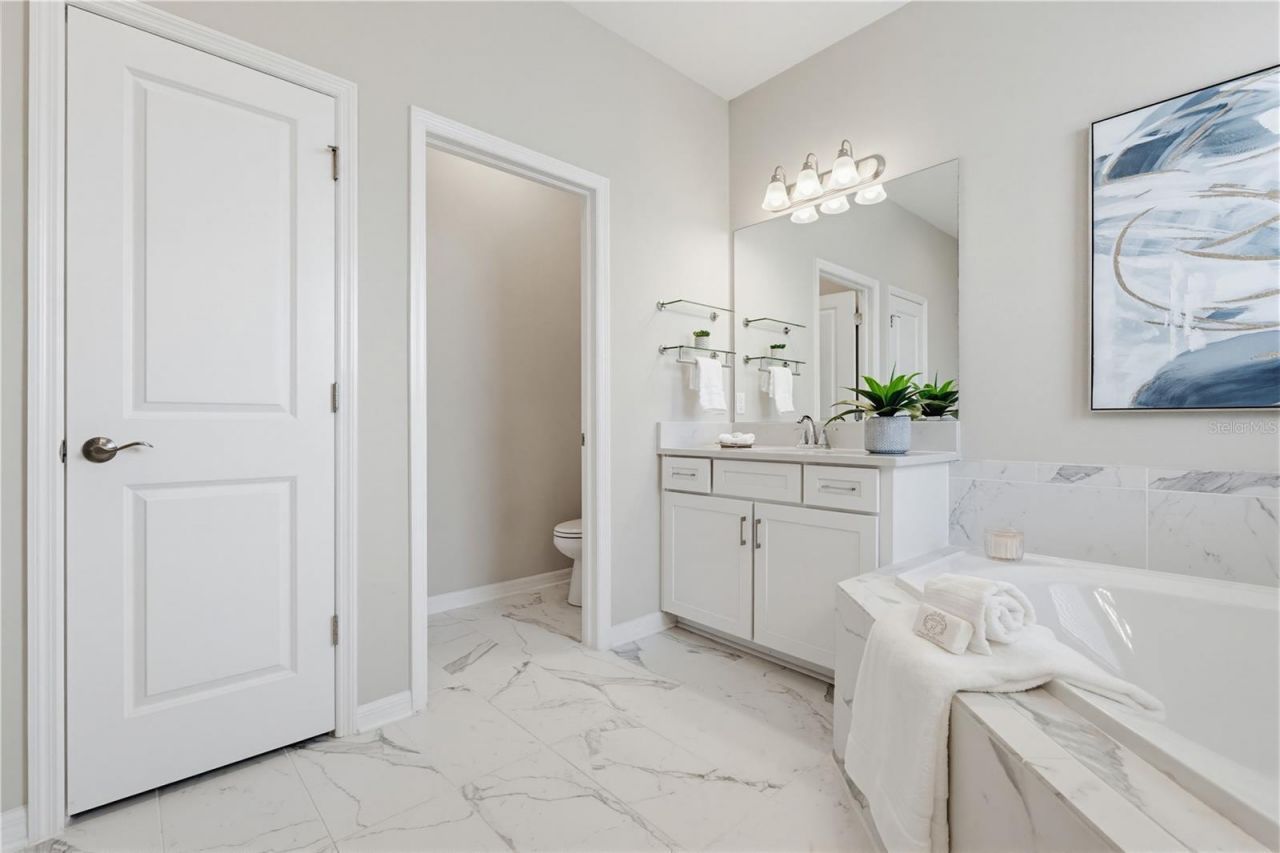 9608 Sorbonne Loop, Seffner, FL 33584 Photo