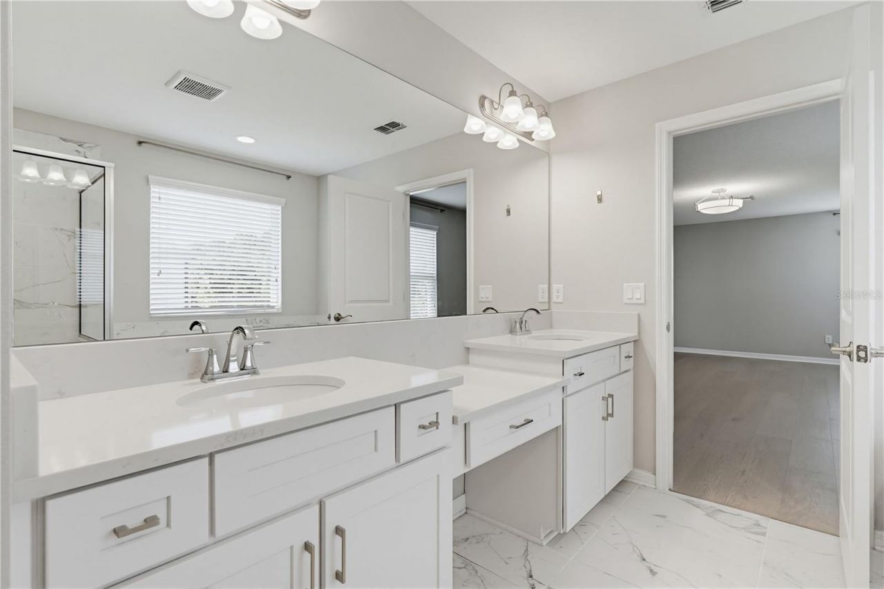 9608 Sorbonne Loop, Seffner, FL 33584 Photo