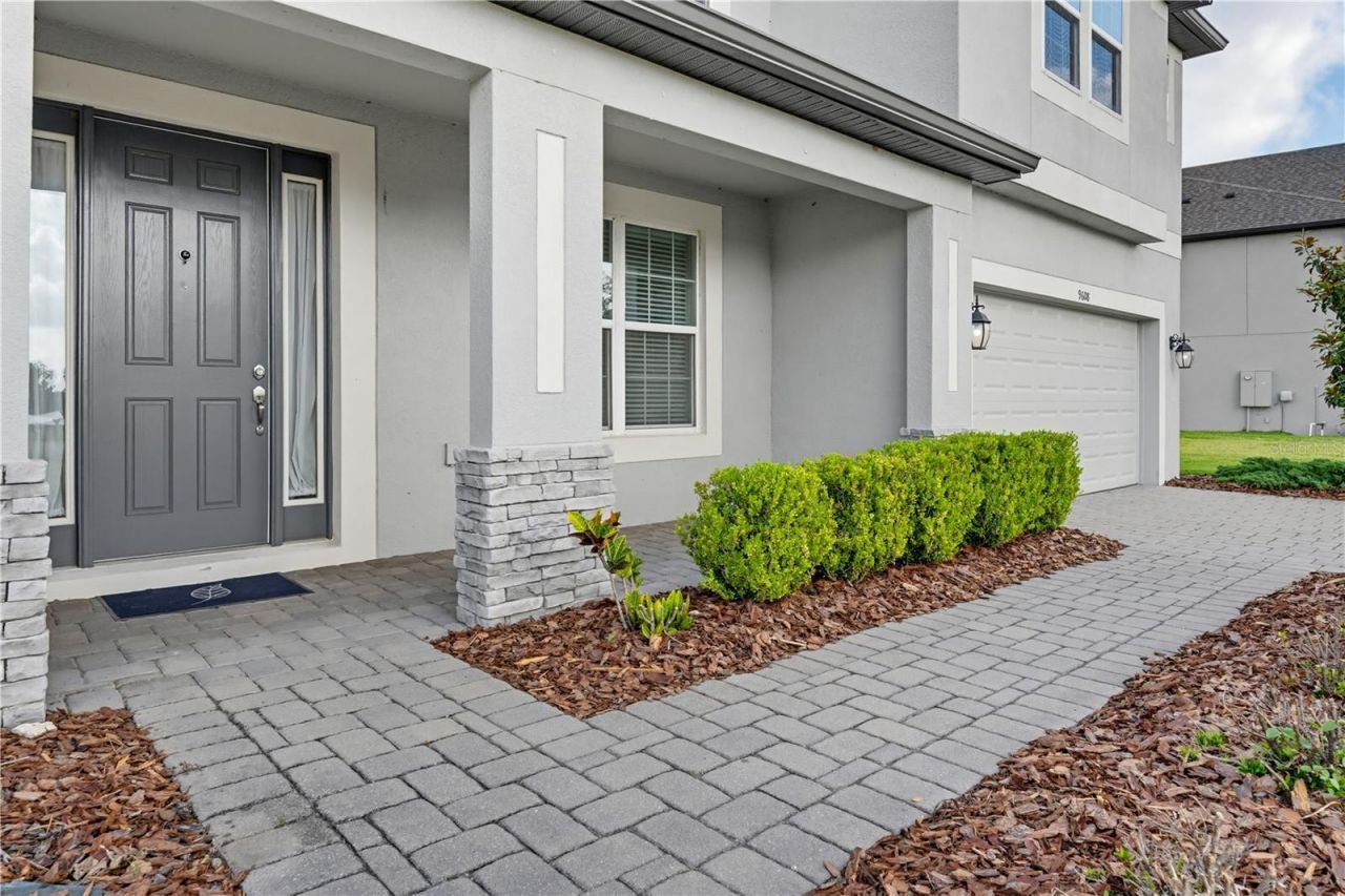 9608 Sorbonne Loop, Seffner, FL 33584 Photo