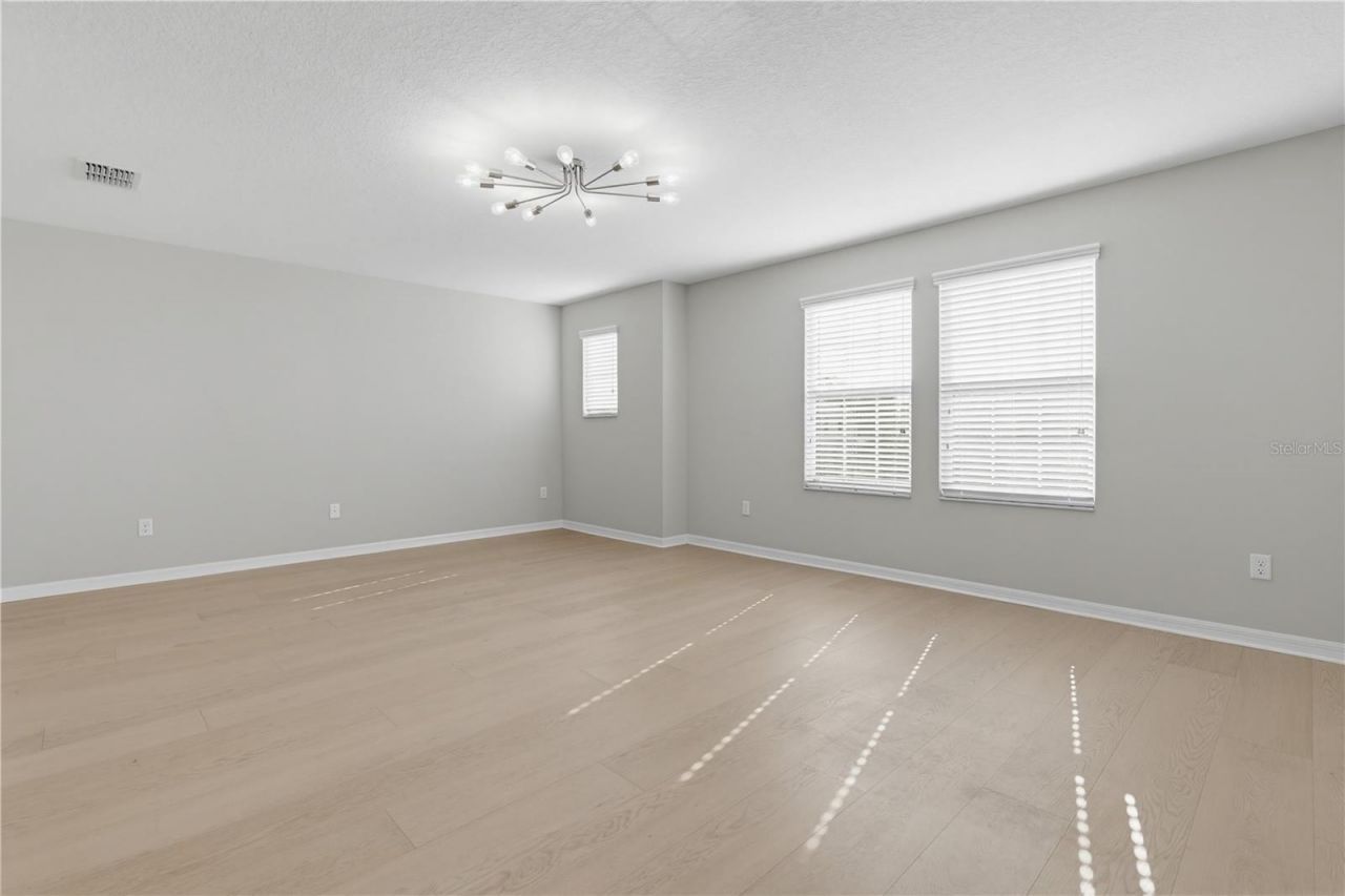 9608 Sorbonne Loop, Seffner, FL 33584 Photo