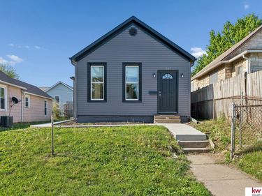 307 Woolworth Avenue , Omaha, NE 68108