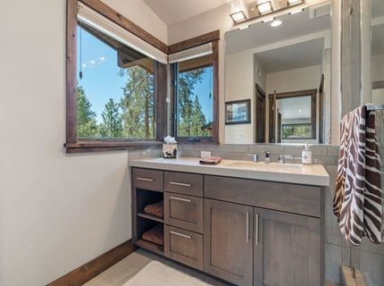 11551 Ghirard Road, Truckee, CA 96161 Photo