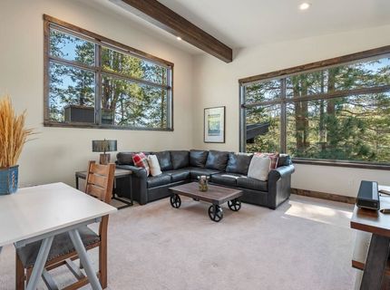 11551 Ghirard Road, Truckee, CA 96161 Photo