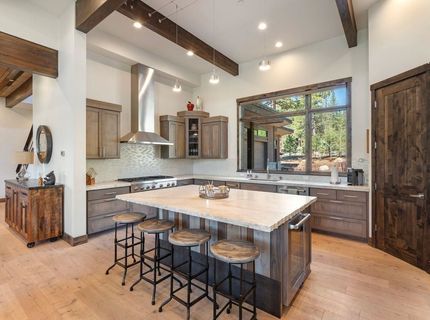 11551 Ghirard Road, Truckee, CA 96161 Photo