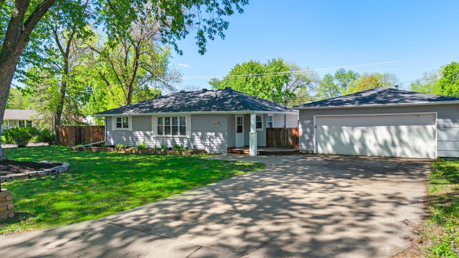 1820 Oak Street, Hastings, MN 55033