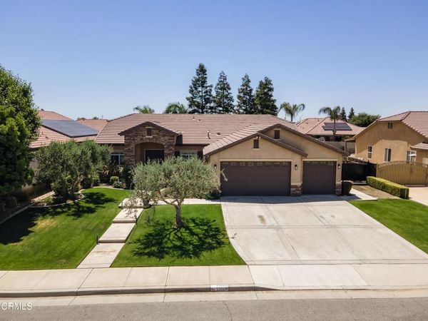 10009 Carbondale Street, Bakersfield, CA 93314