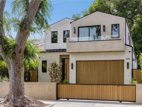 4245 Bellaire Avenue, Studio City, CA 91604