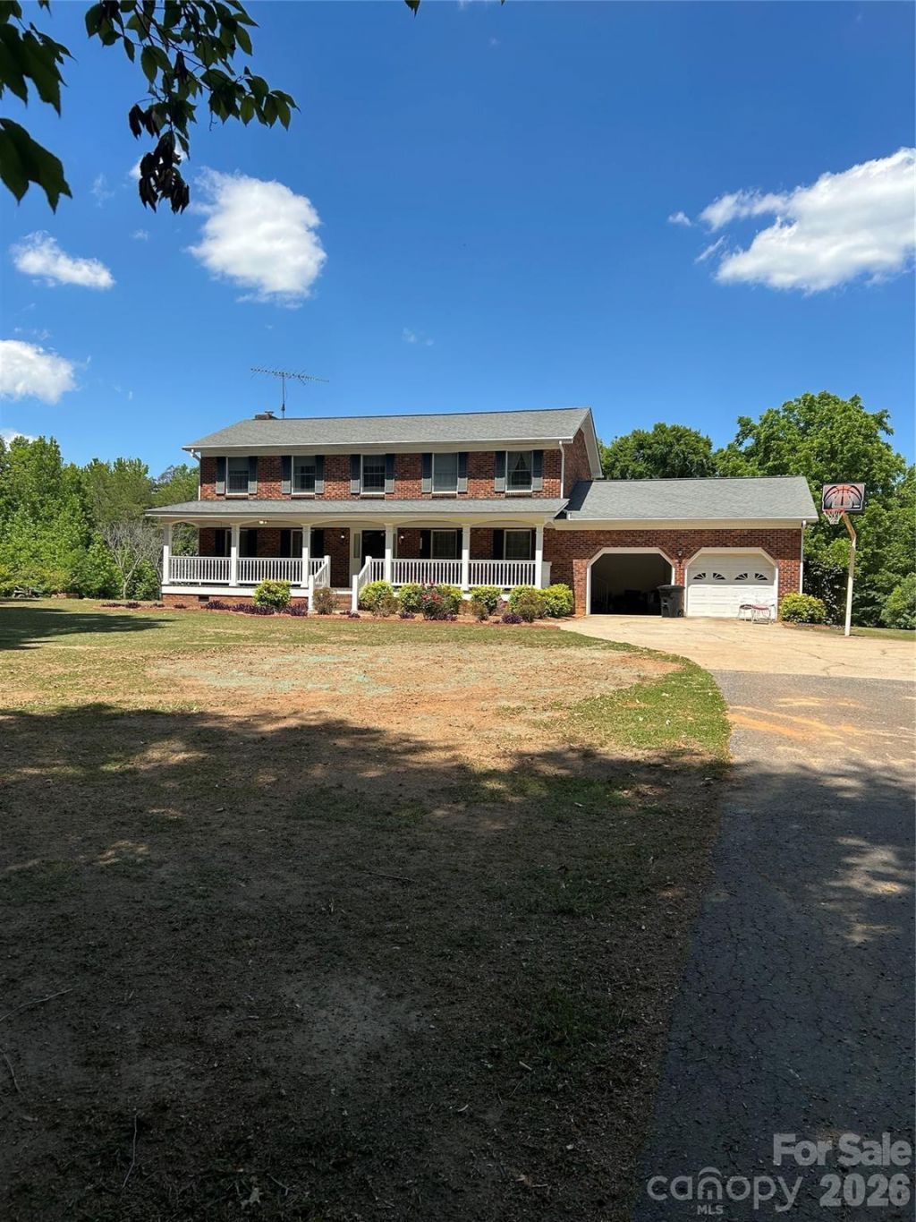 4092 Henry Dellinger Road , Maiden, NC 28650 Main Photo