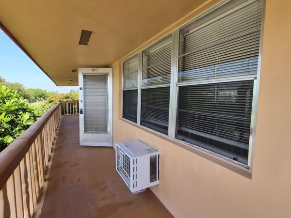 10 Hastings A, West Palm Beach, FL 33417