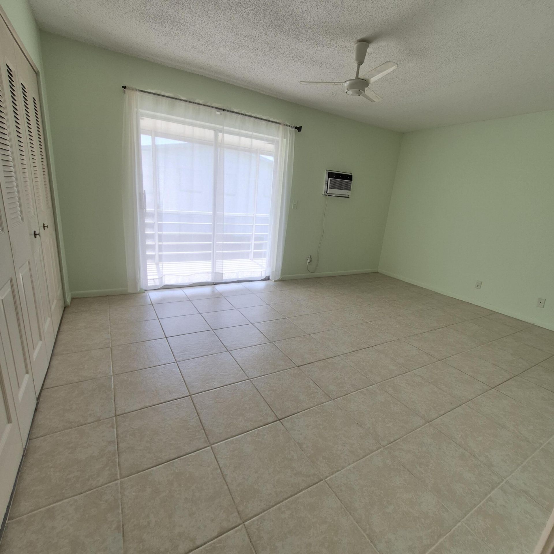 293 Sheffield L, Unit 2930, West Palm Beach, FL 33417 Photo
