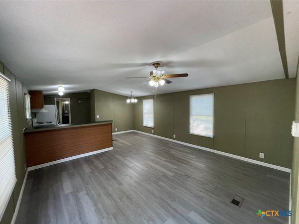 122 Sonnyland Drive , Canyon Lake, TX 78133