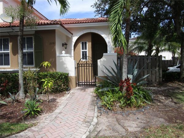 2261 NE 42nd Cir , Homestead, FL 33033