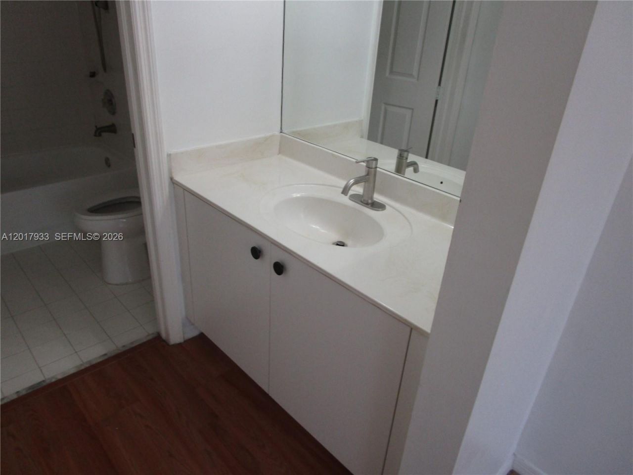 2261 NE 42nd Cir , Homestead, FL 33033 Photo