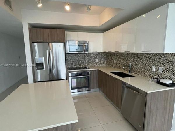 5300 Paseo Blvd , Unit 604, Doral, FL 33166