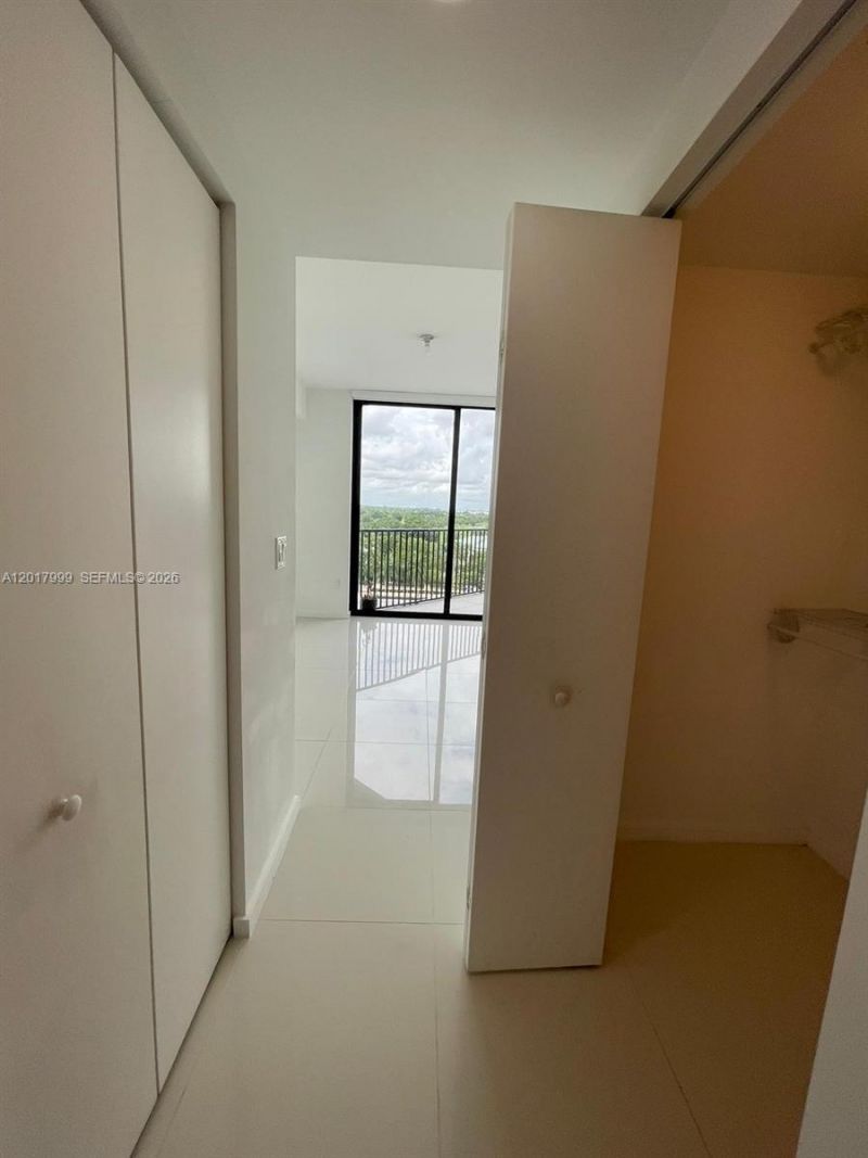 5300 Paseo Blvd , Unit 604, Doral, FL 33166 Photo