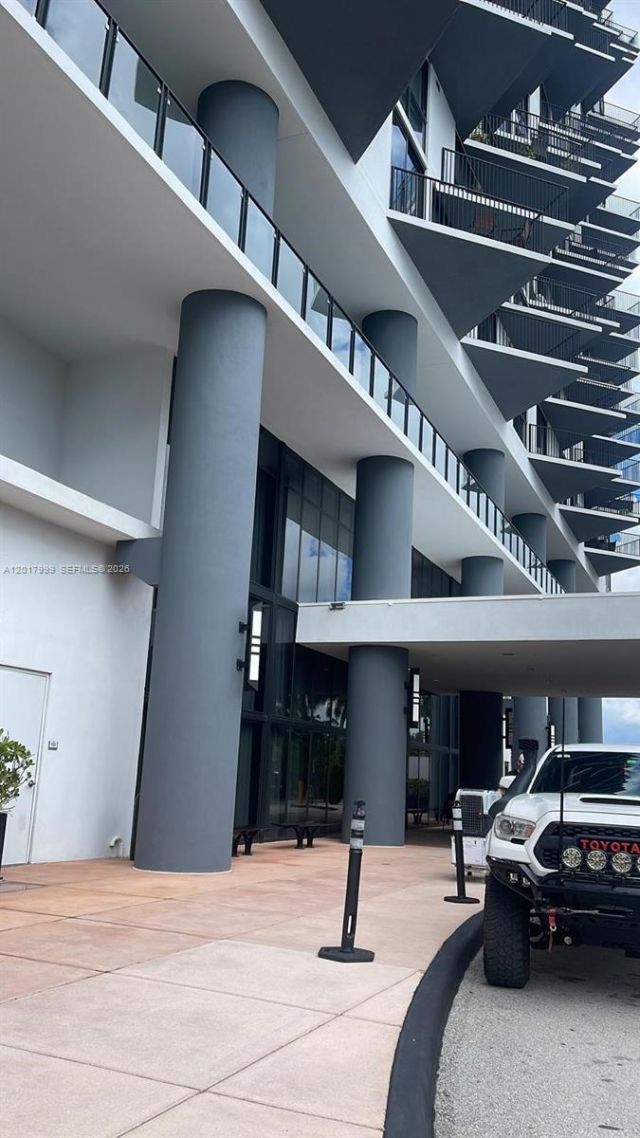 5300 Paseo Blvd , Unit 604, Doral, FL 33166 Photo