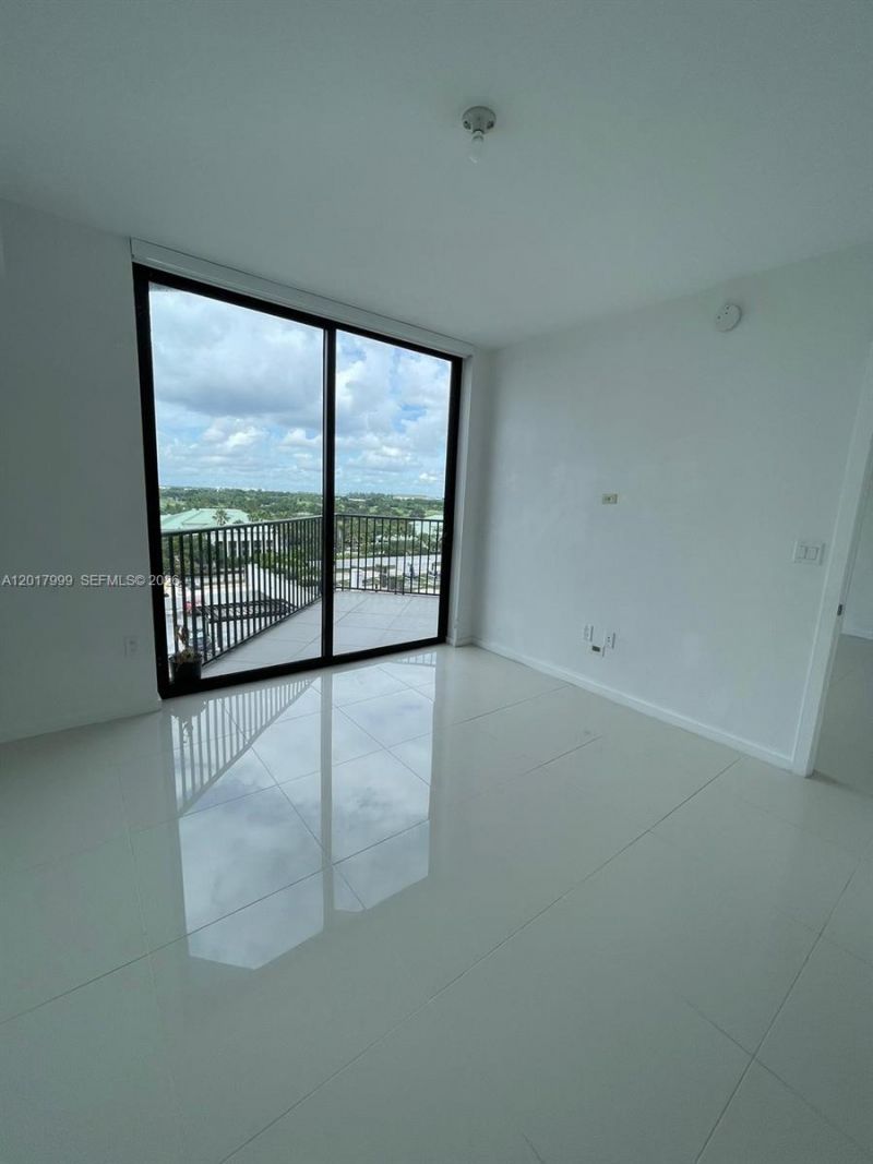 5300 Paseo Blvd , Unit 604, Doral, FL 33166 Photo